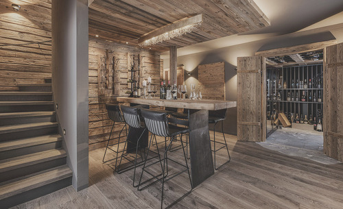 senhoog-gipfelkreuzliebe-weinschrank