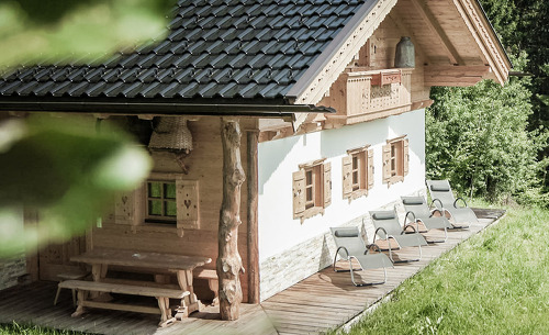 ferienhuette-tirol-chalet-bergkristall-sommer-01