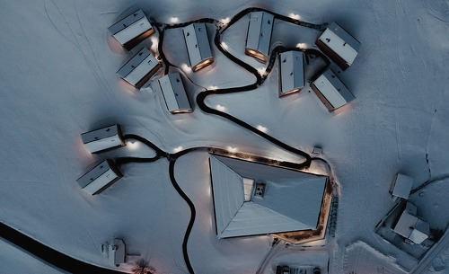 peterhof-chalets-winter-01