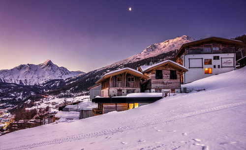 winter-peak-chalets-2