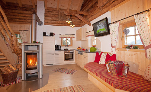 ferienhuette-tirol-chalet-bergkristall-01 ferienhuette-tirol-chalet-bergkristall-01