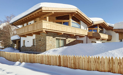 Winterurlaub und Skiurlaub in den Löwen Chalets direkt an der Piste in Seefeld