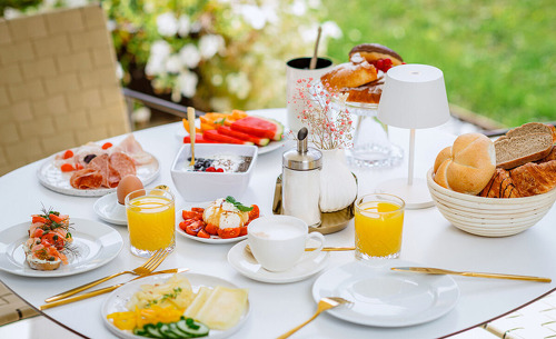 6-crystls-aparthotel