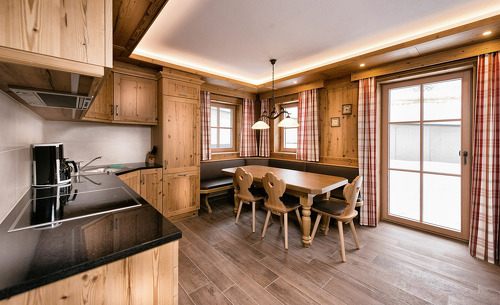 Edelweiss-Alm-Chalets-2