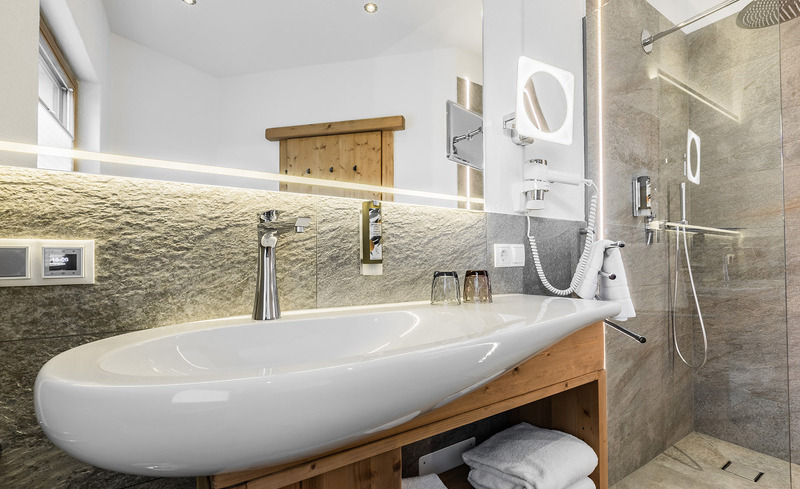 loewen-chalets-seefeld-30