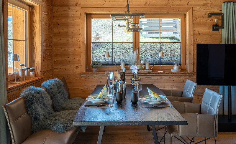 mountain-chalet-r-31