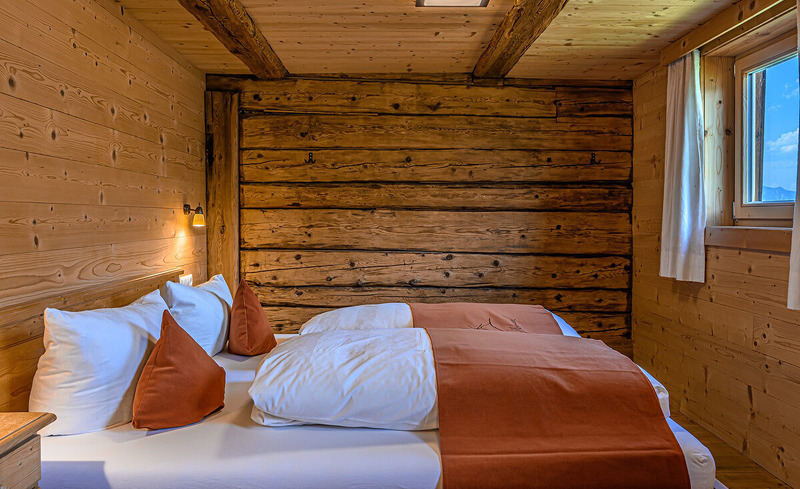 schlafzimmer-chalets-wachterhof-angebot