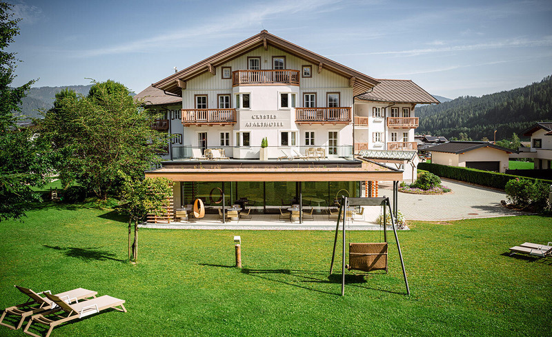 16-crystls-aparthotel