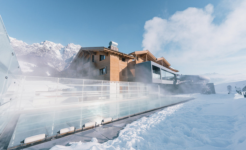 hausansicht-winter-foto-carmen-huter