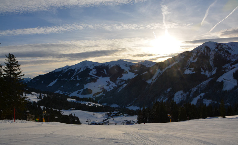 Skiurlaub direkt an der Piste im Chalet in Saalbach Hinterglemm in Salzburg in der Wallegg-Lodge