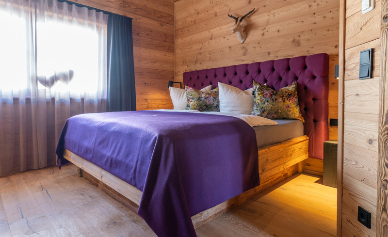 mountain-chalet-r-23