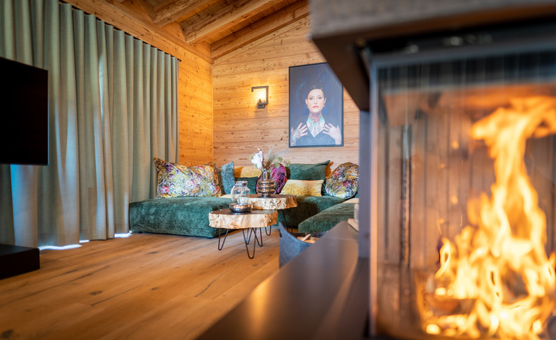 mountain-chalet-r-32