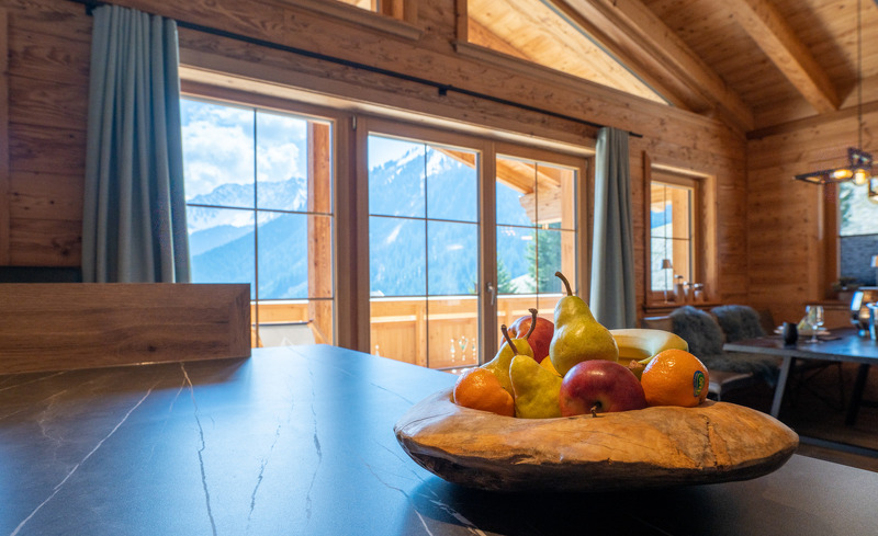 mountain-chalet-r-35