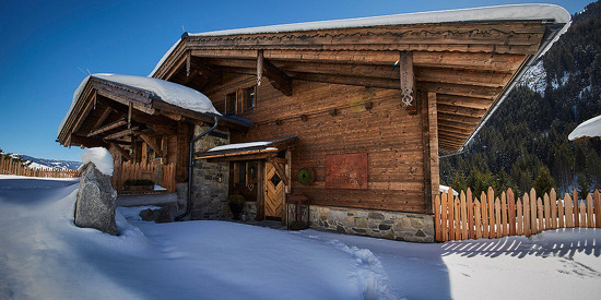 chalet-dirndl-buam-1