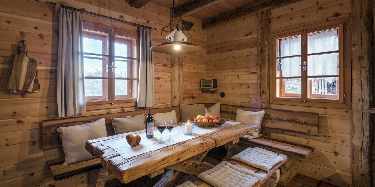 Verbringen Sie gemütliche Urlaubstage in den luxuriösen und urigen Chalet Hütten im Landgut Moserhof Verbringen Sie gemütliche Urlaubstage in den luxuriösen und urigen Chalet Hütten im Landgut Moserhof