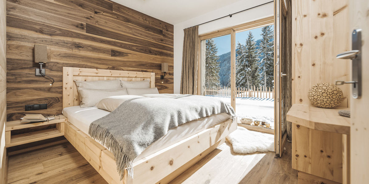 Tiroler Flair und Gemütlichkeit erstrecken sich über das gesamte Chalet- rosuites Zillertal, Tirol Tiroler Flair und Gemütlichkeit erstrecken sich über das gesamte Chalet- rosuites Zillertal, Tirol