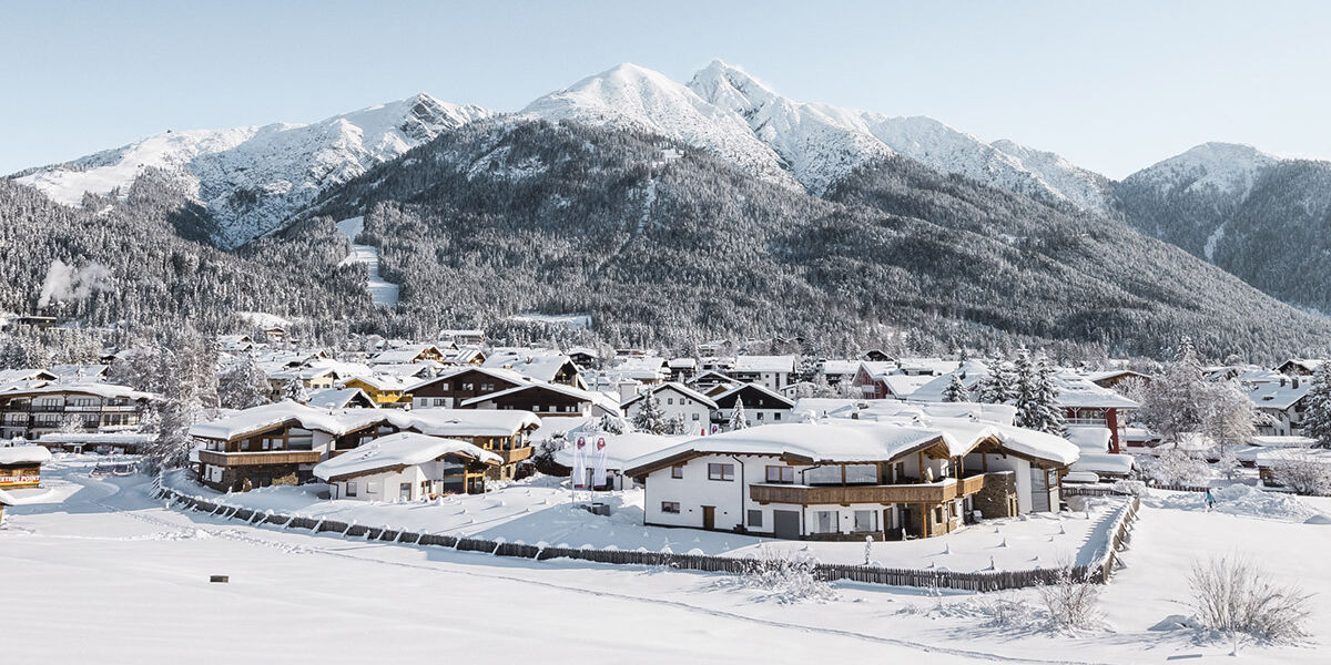 loewen-chalets-winter