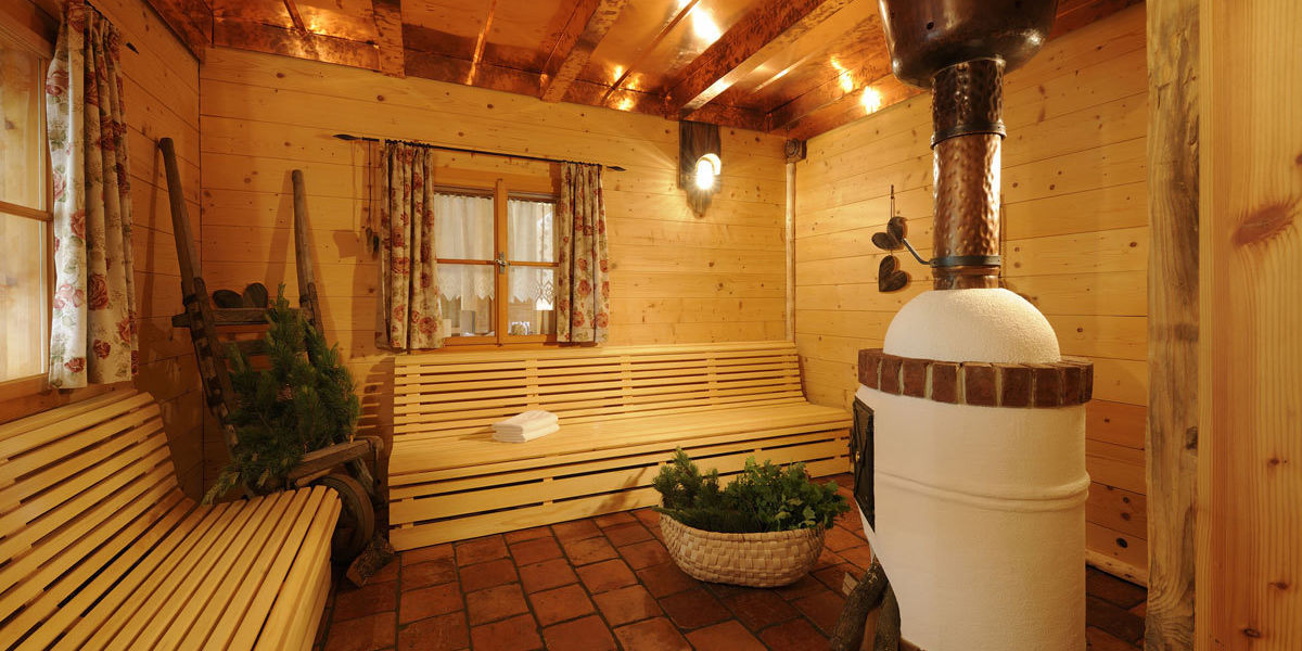Wellnessurlaub Deluxe im wunderschönen Chaletdorf Moserhof Wellnessurlaub Deluxe im wunderschönen Chaletdorf Moserhof