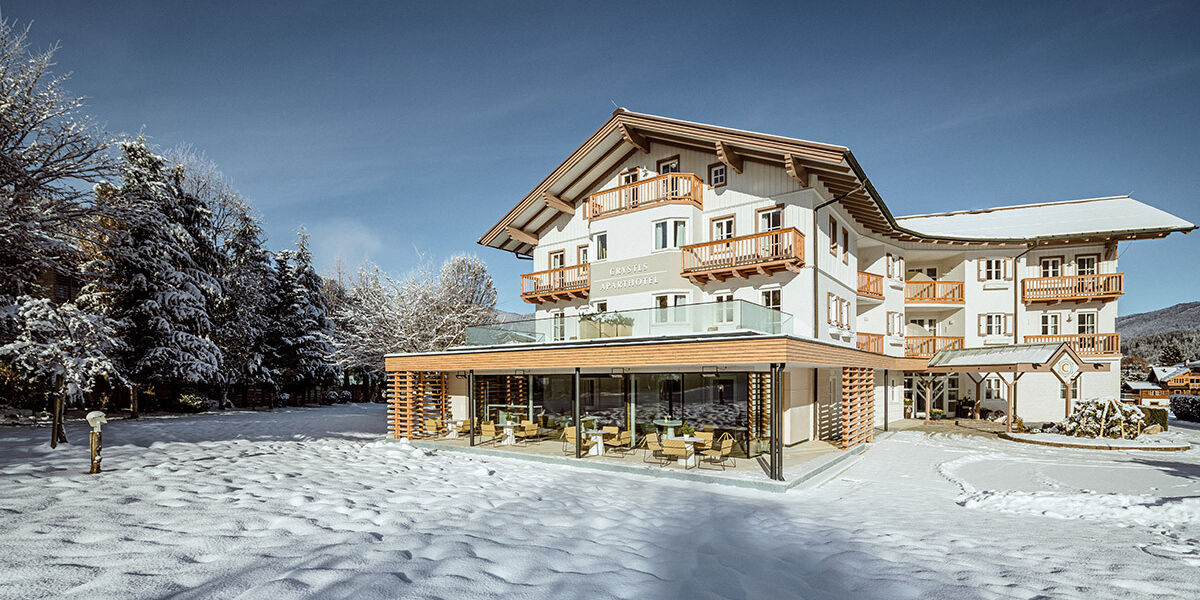 crystls-aparthotel-winter-1