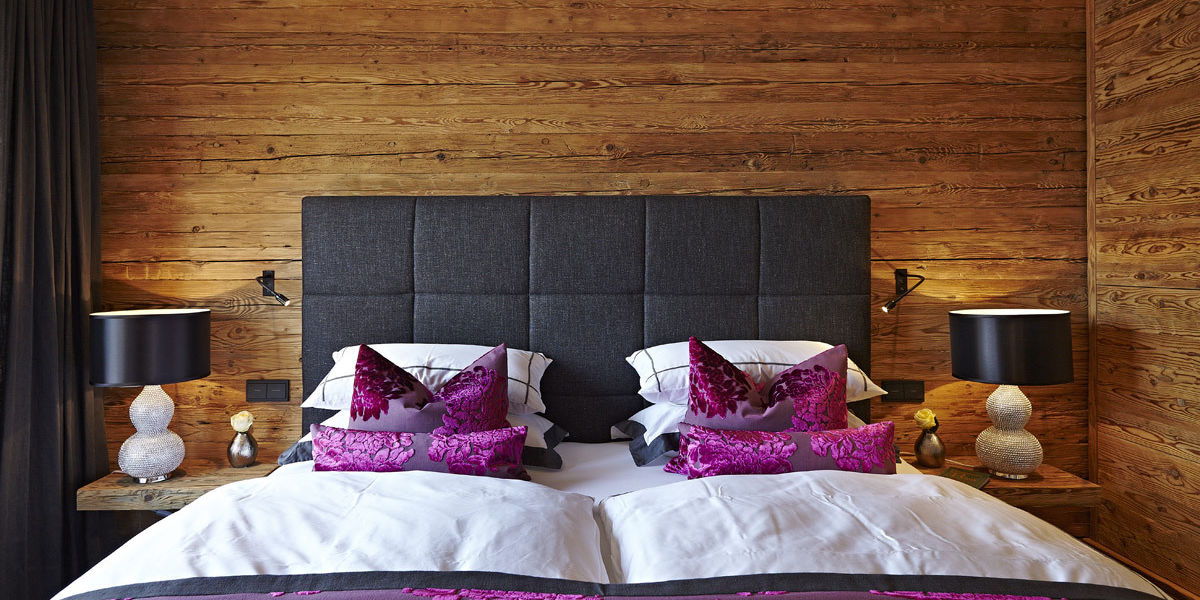 Komfortables Kingsize-Bett für Ihren Romantikurlaub im Chalet F